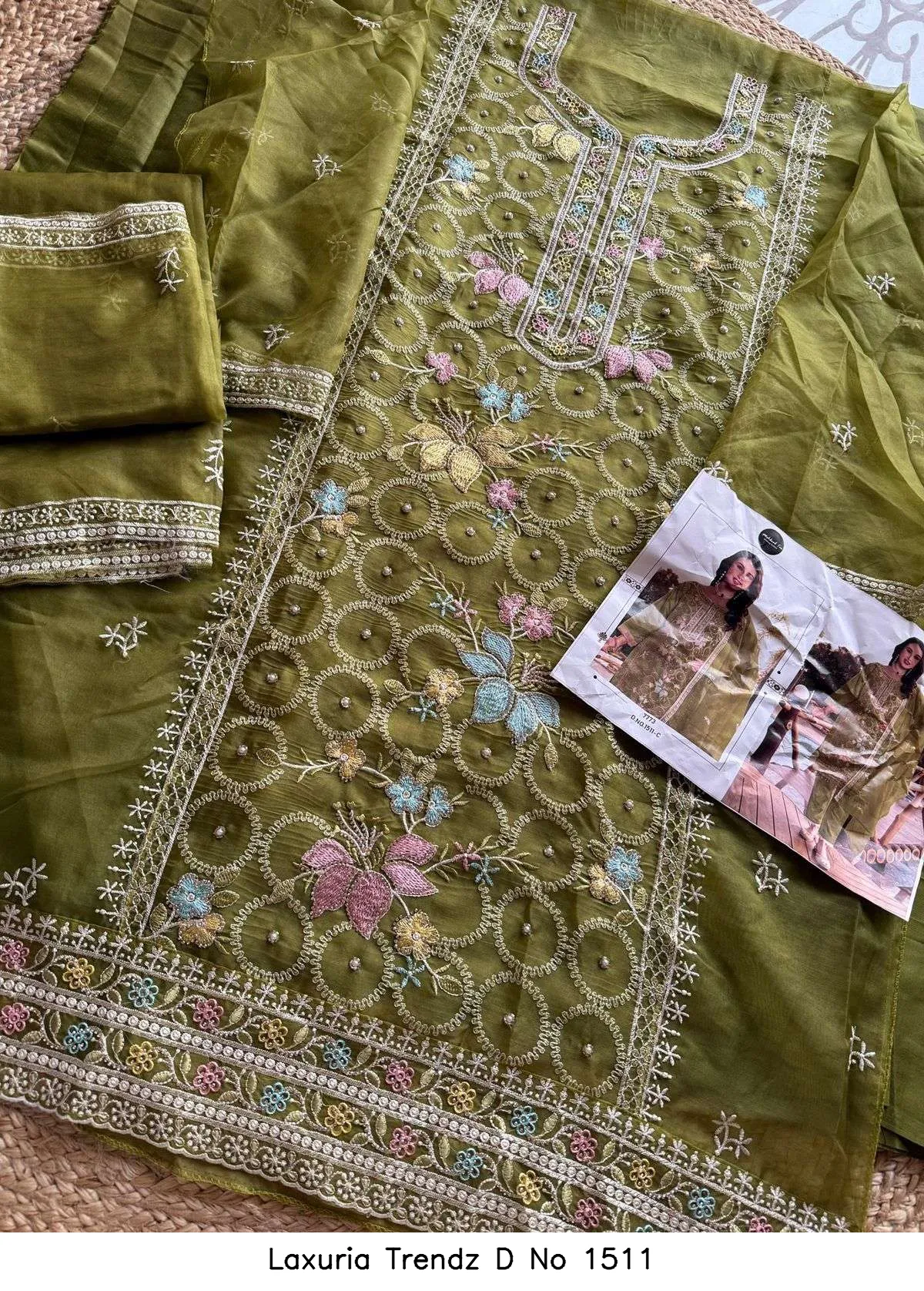 Laxuria Trendz D No 1511 - Image 9