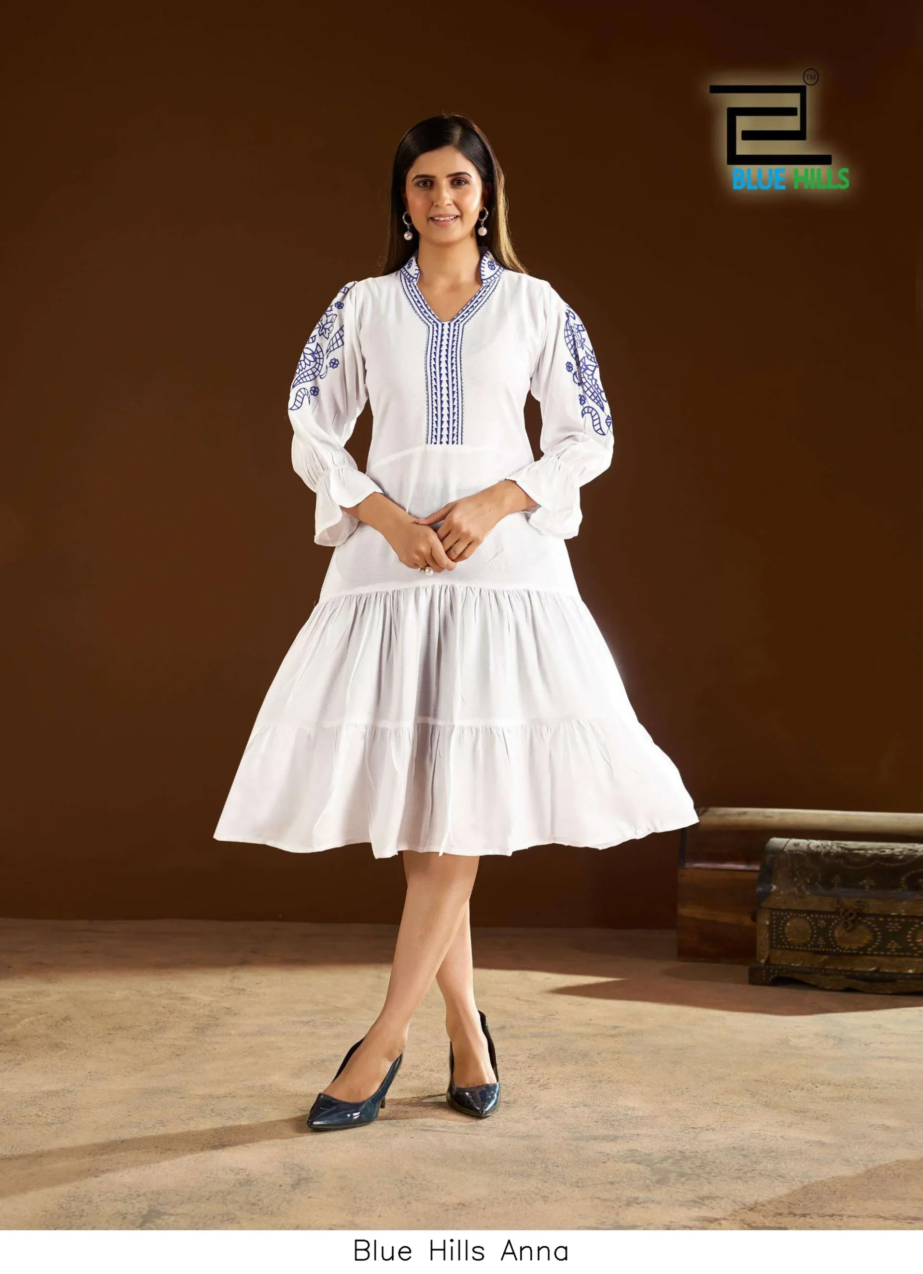Blue Hills Anna - Image 3