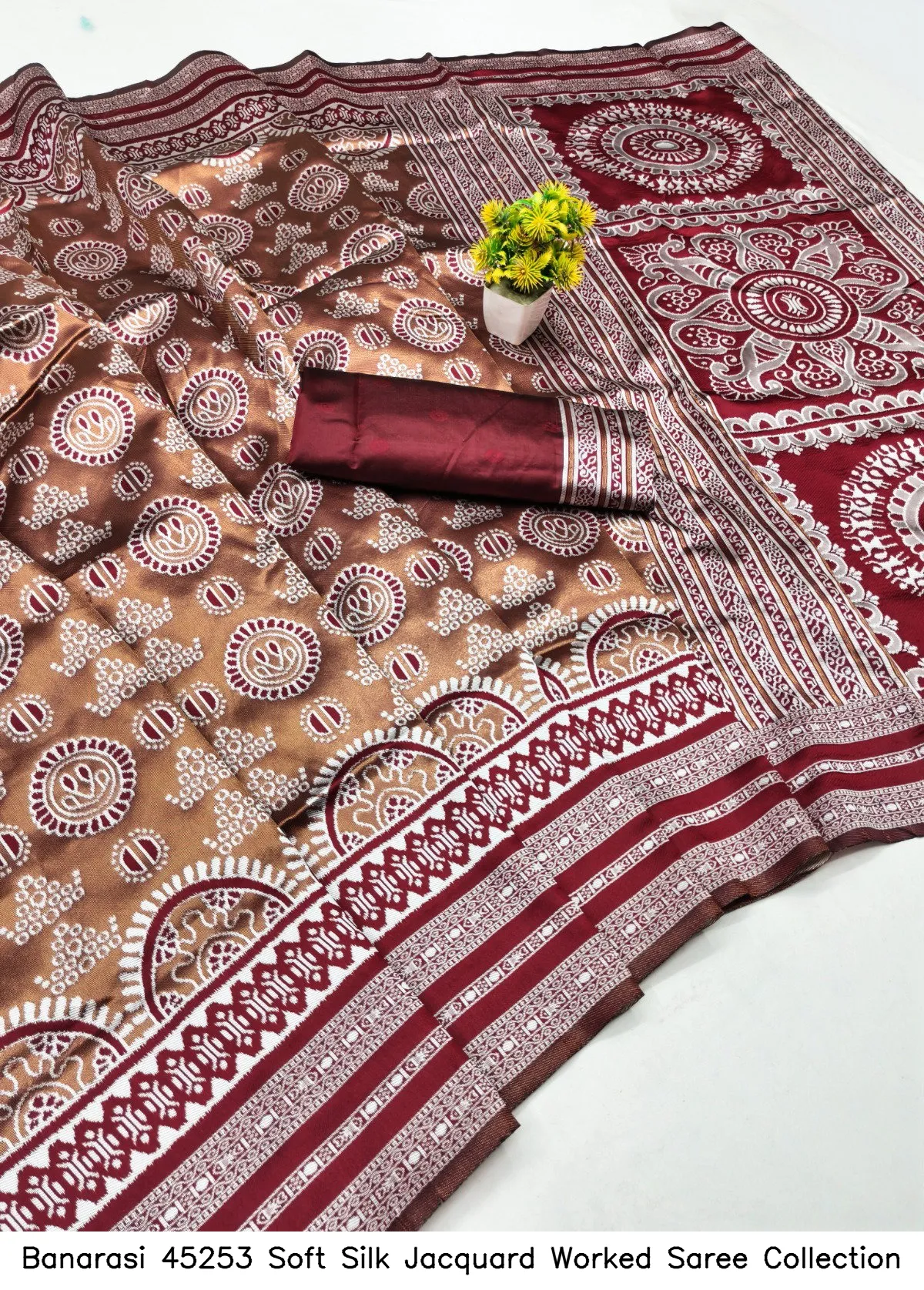 Banarasi 45253 Soft Silk Jacquard Worked Saree Collection - Image 7